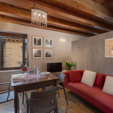 Residenza Roccamaggiore Verona Buitenkant foto