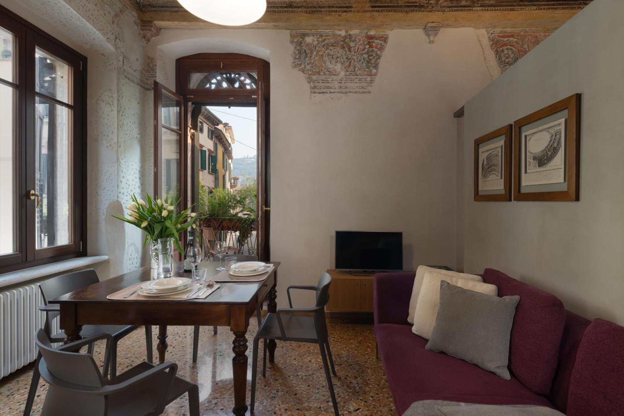 Residenza Roccamaggiore Verona Buitenkant foto