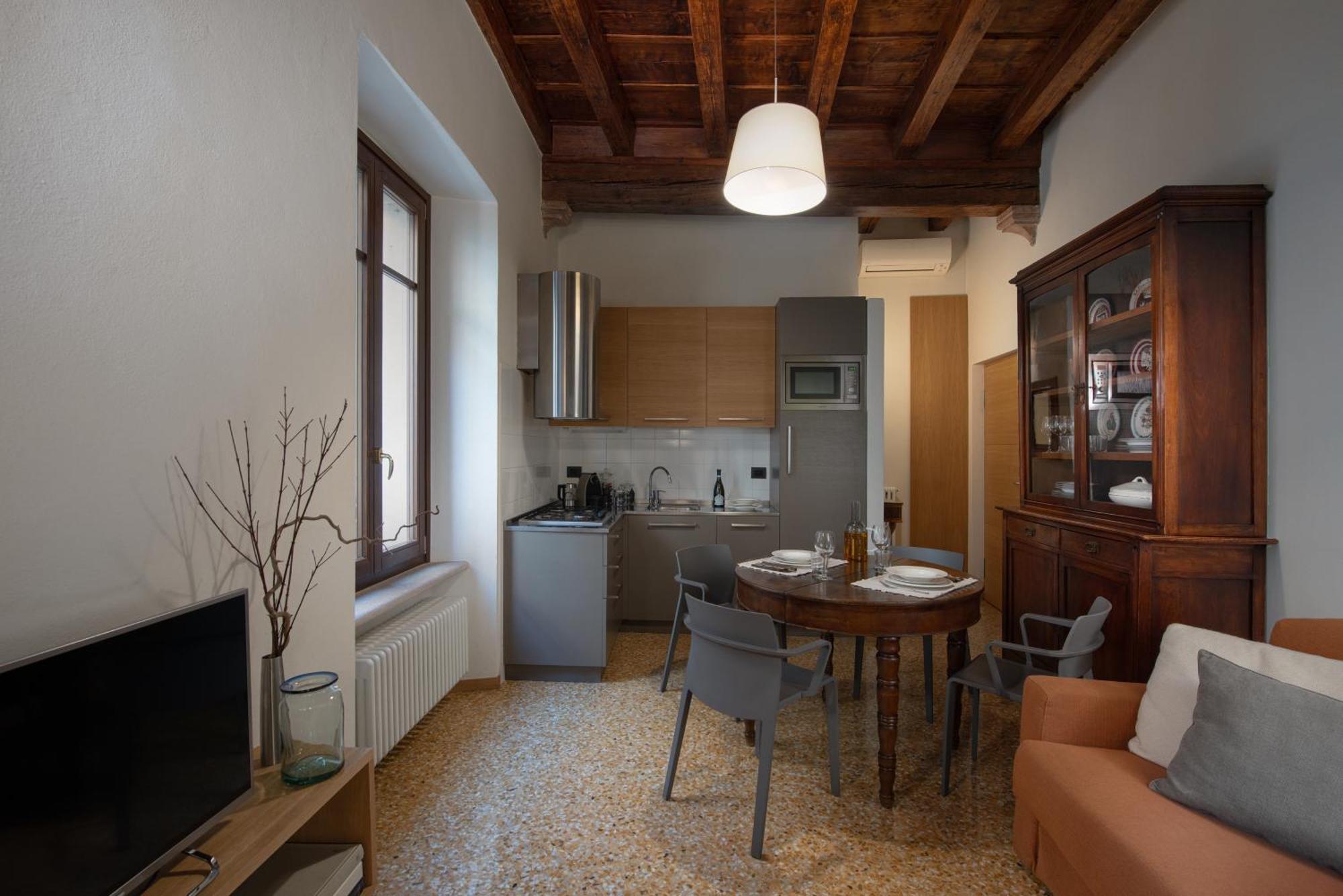 Residenza Roccamaggiore Verona Buitenkant foto