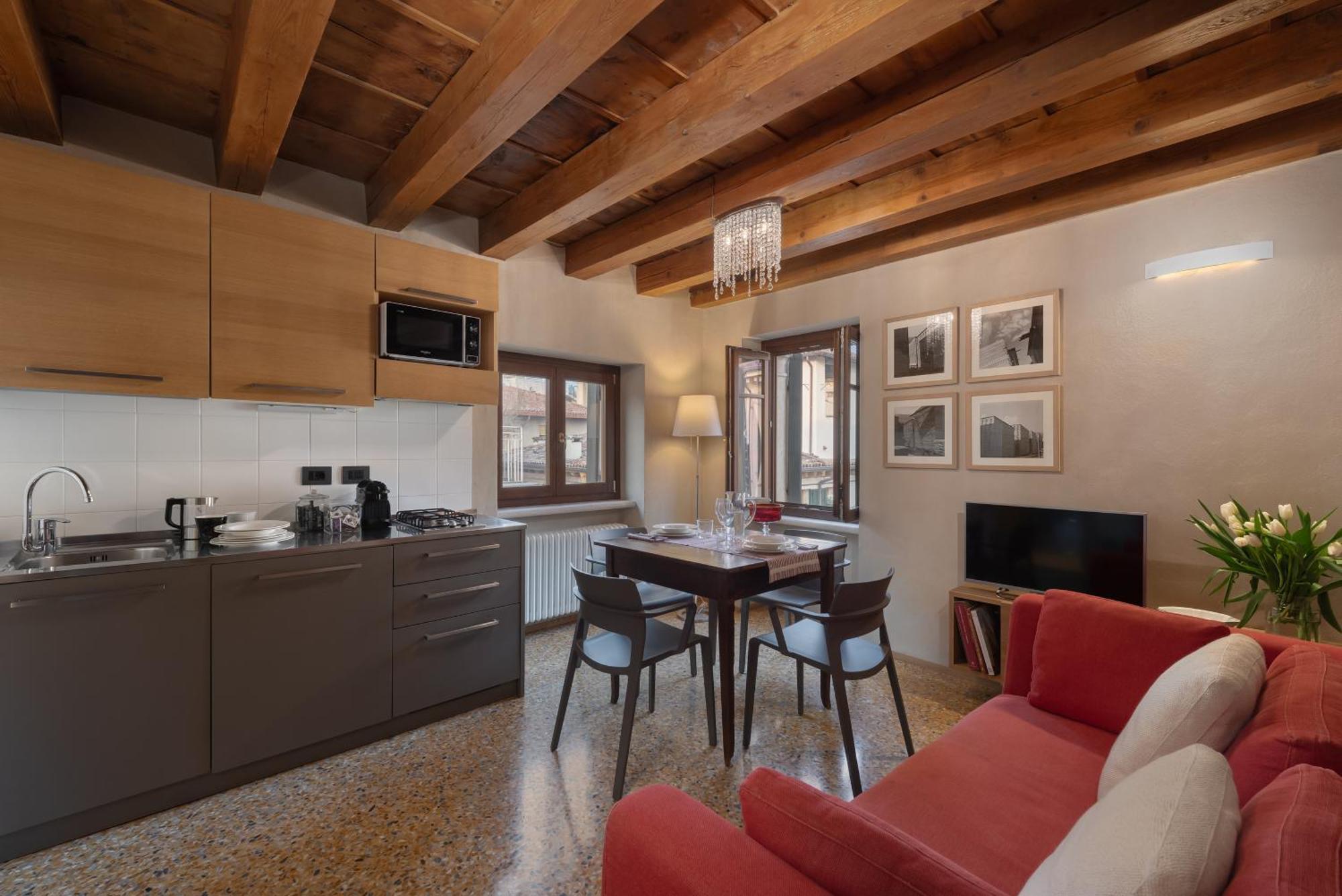 Residenza Roccamaggiore Verona Buitenkant foto