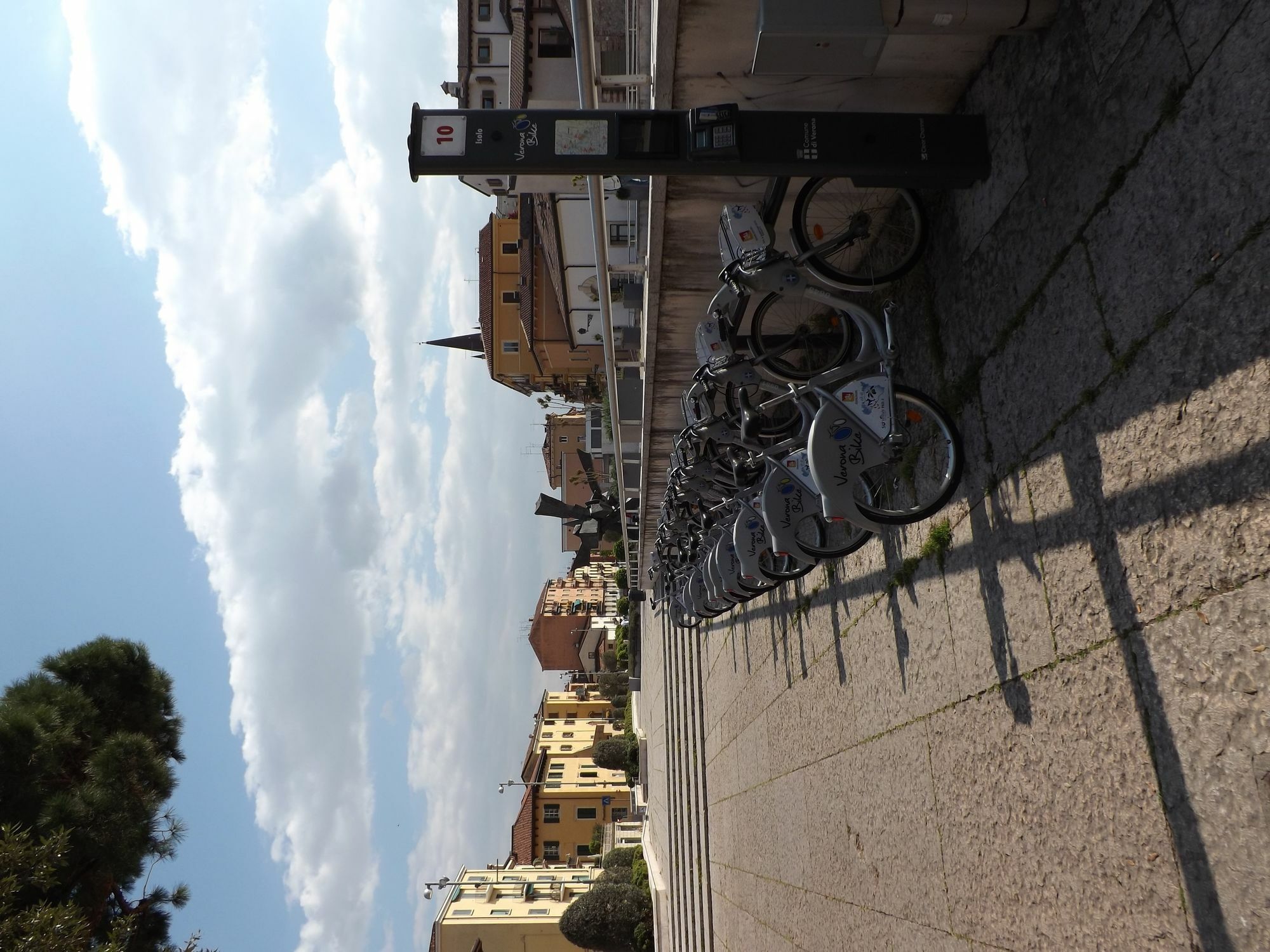 Residenza Roccamaggiore Verona Buitenkant foto